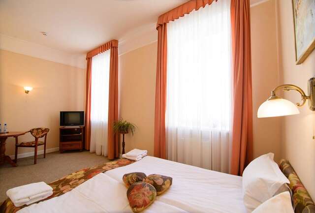 Отель Hotel Irena Львов-12