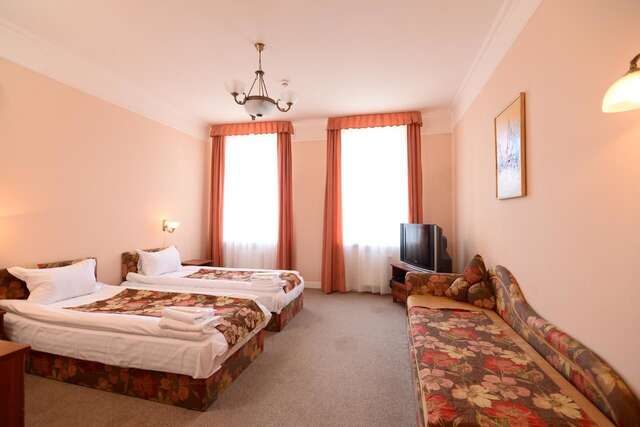 Отель Hotel Irena Львов-18